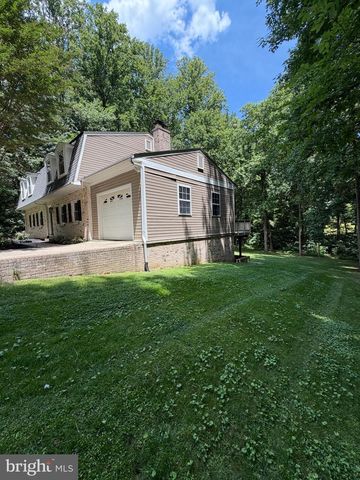 8827 LAFAYETTE DR, Owings, MD 20736