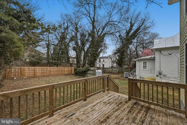 106 W SOUTHWERK ST, Winchester, VA 22601