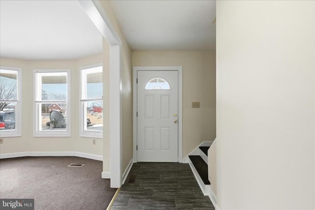 106 W SOUTHWERK ST, Winchester, VA 22601