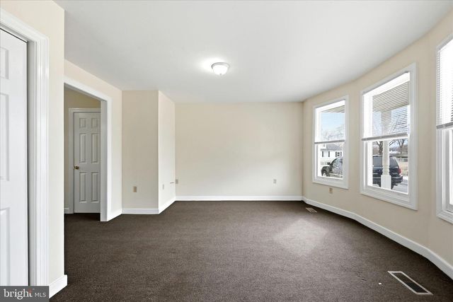 106 W SOUTHWERK ST, Winchester, VA 22601