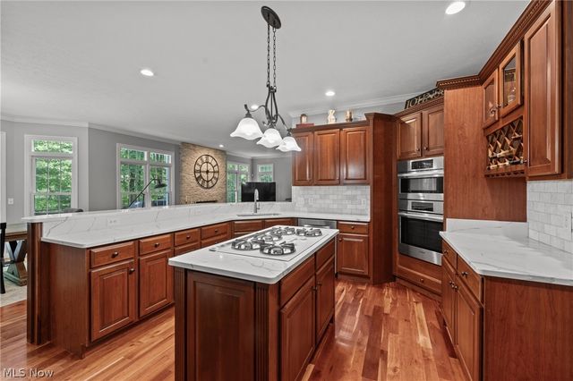 18131 Greatwood Lane, Chagrin Falls, OH 44023