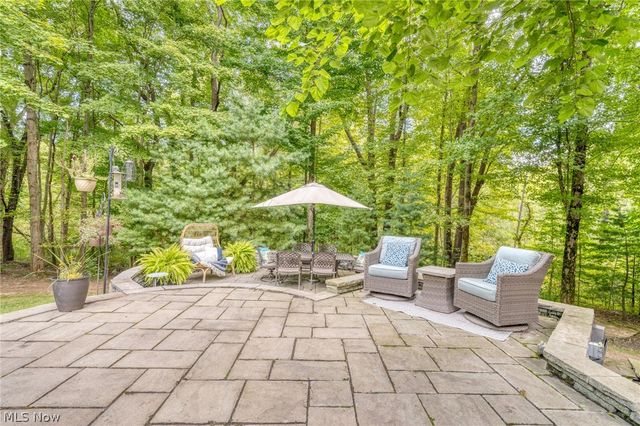 18131 Greatwood Lane, Chagrin Falls, OH 44023