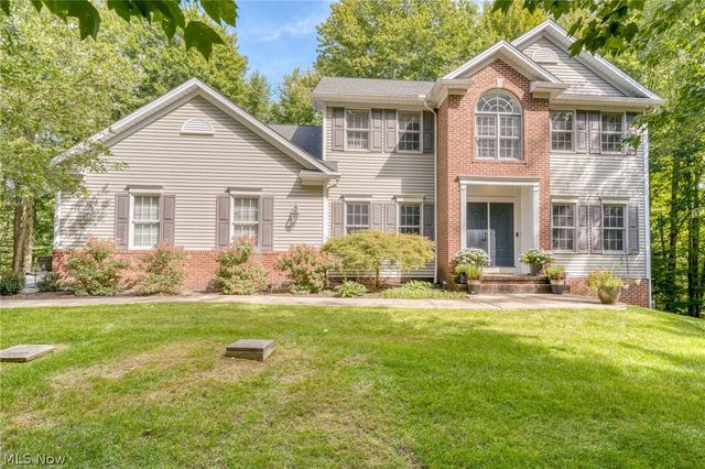 18131 Greatwood Lane, Chagrin Falls, OH 44023