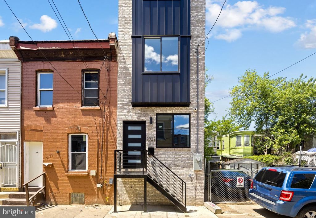 2322 N MUTTER ST, PHILADELPHIA, PA 19133 — photo 3