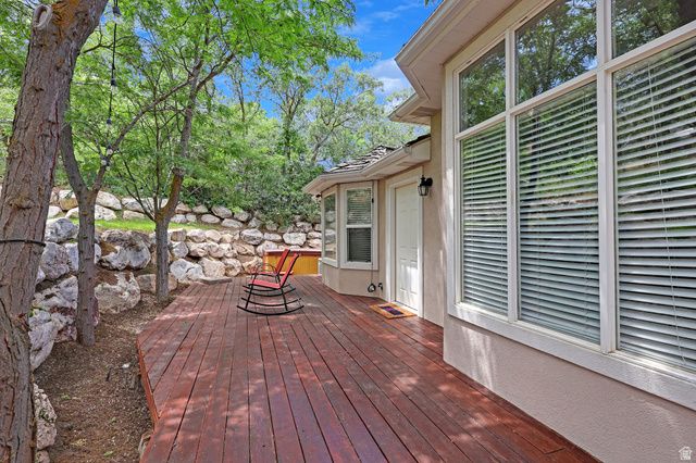 889 E BEN LOMOND AVE, South Ogden, UT 84403