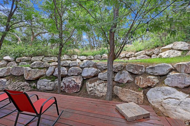 889 E BEN LOMOND AVE, South Ogden, UT 84403