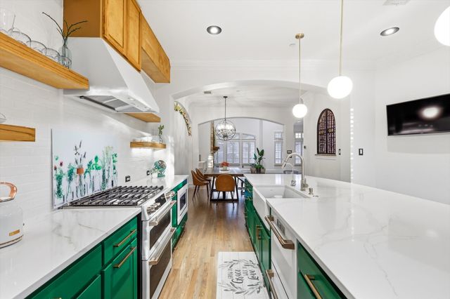 13641 Cobblestone Drive, Farmers Branch, TX 75244