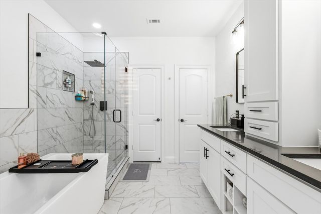 13641 Cobblestone Drive, Farmers Branch, TX 75244