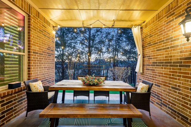 13641 Cobblestone Drive, Farmers Branch, TX 75244