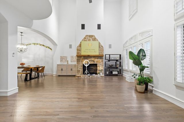 13641 Cobblestone Drive, Farmers Branch, TX 75244