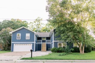 69 Bayou Circle, Gulfport, MS 39507