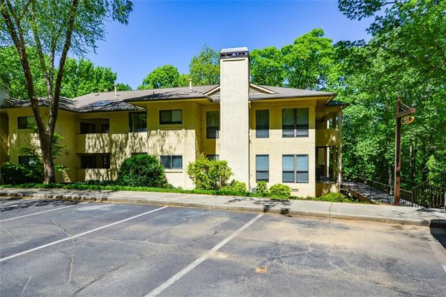 607 Lismore SE, Smyrna, GA 30080