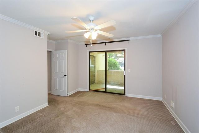 607 Lismore SE, Smyrna, GA 30080