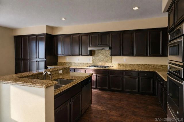 28301 Sunrise Skies, Menifee, CA 92585