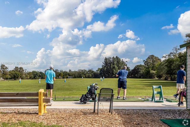 1000 E Saint Charles Pl 519, Pembroke Pines, FL 33026