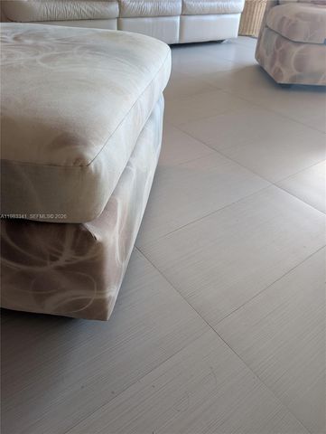 1000 E Saint Charles Pl 519, Pembroke Pines, FL 33026