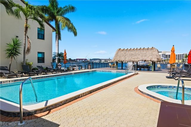 5121 Sunnybrook CT 26, Cape Coral, FL 33904