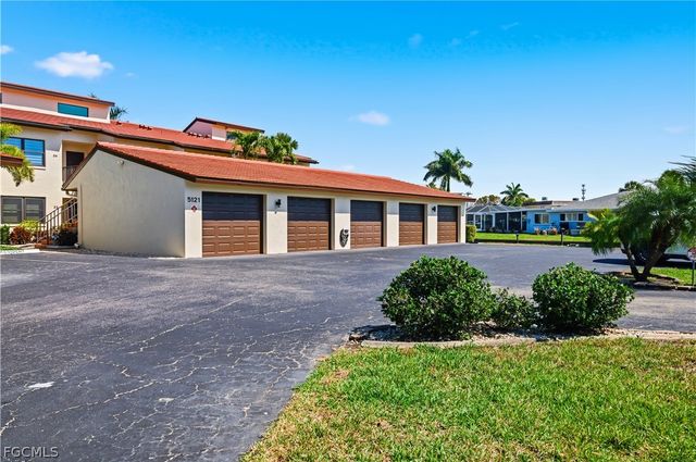 5121 Sunnybrook CT 26, Cape Coral, FL 33904