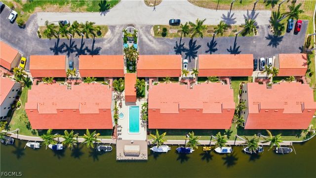 5121 Sunnybrook CT 26, Cape Coral, FL 33904