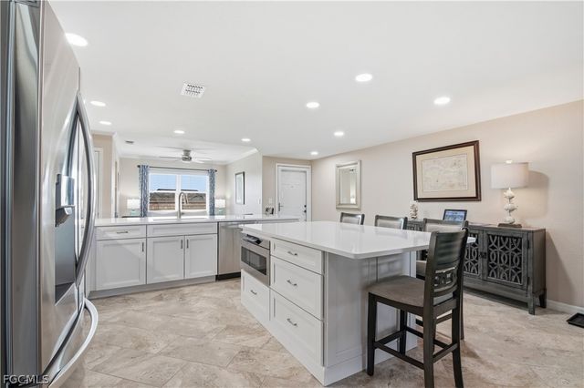 5121 Sunnybrook CT 26, Cape Coral, FL 33904