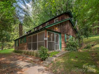 10 Beaverdam Knoll Road, Asheville, NC 28804