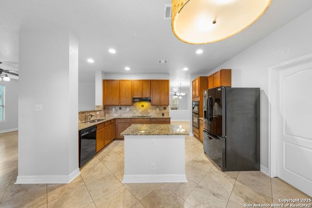 8011 Cooper Pass, San Antonio, TX 78255