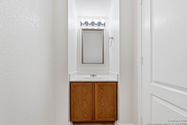 8011 Cooper Pass, San Antonio, TX 78255