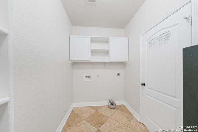 8011 Cooper Pass, San Antonio, TX 78255