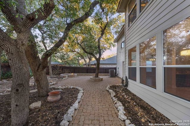 8011 Cooper Pass, San Antonio, TX 78255