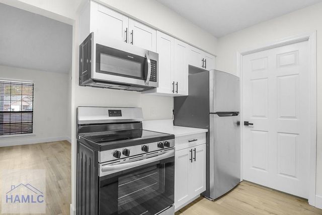 974 Hawthorne Court, Hinesville, GA 31313