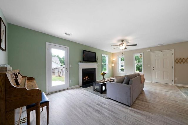 232 Cynthia Court, Dallas, GA 30157