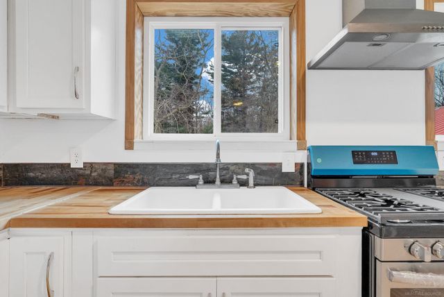 4358 Lakeshore Road, Lexington, MI 48450