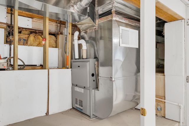 4358 Lakeshore Road, Lexington, MI 48450