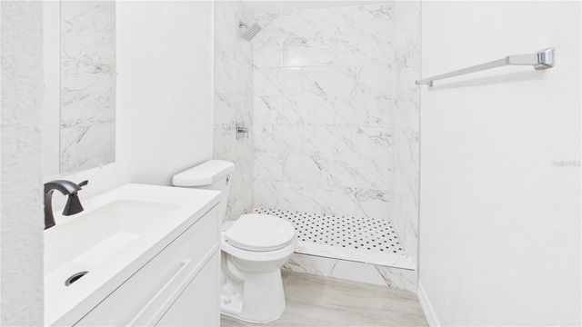 10214 CUTTEN GREEN COURT, Tampa, FL 33615