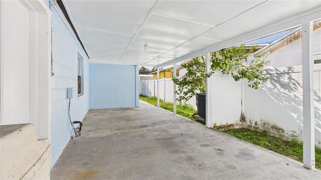 10214 CUTTEN GREEN COURT, Tampa, FL 33615