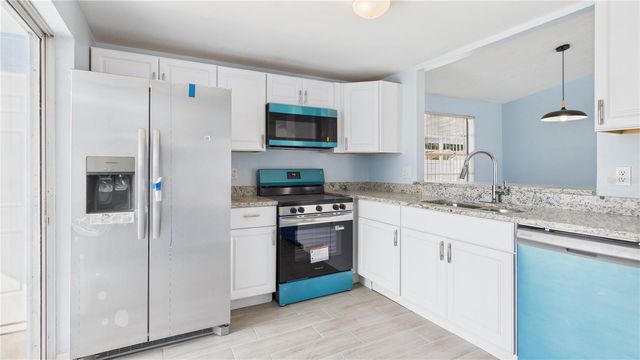 10214 CUTTEN GREEN COURT, Tampa, FL 33615