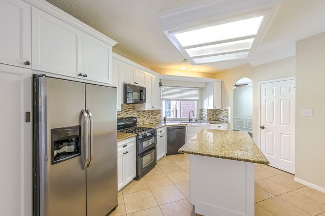 19623 Teller Boulevard, Spring, TX 77388