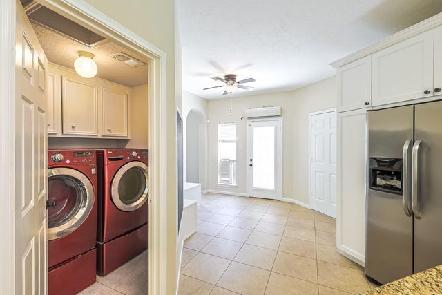 19623 Teller Boulevard, Spring, TX 77388