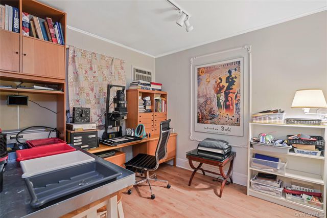 117 West Avenue, Hicksville, NY 11801
