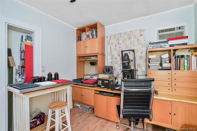 117 West Avenue, Hicksville, NY 11801