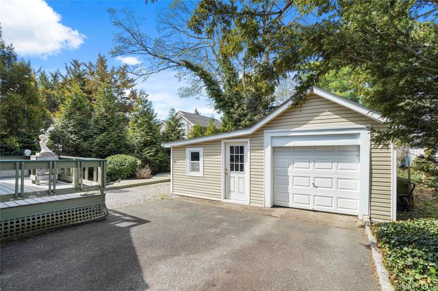 117 West Avenue, Hicksville, NY 11801