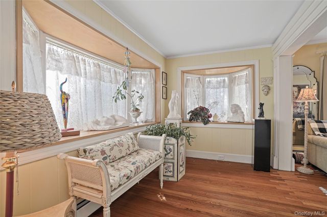 117 West Avenue, Hicksville, NY 11801
