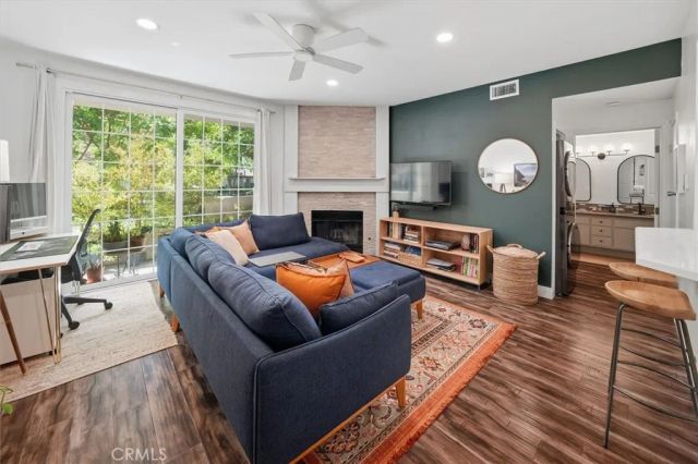 24121 Del Monte Drive 133, Valencia, CA 91355