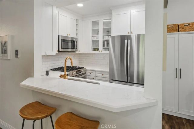 24121 Del Monte Drive 133, Valencia, CA 91355