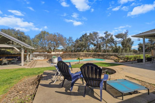 14560 Warren Avenue, Red Bluff, CA 96080