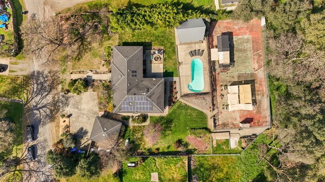 14560 Warren Avenue, Red Bluff, CA 96080