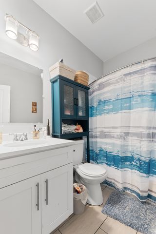 5039 W Cullom Avenue, Chicago, IL 60641