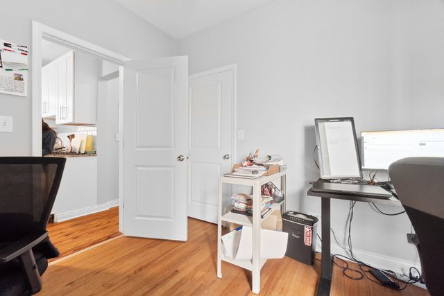 5039 W Cullom Avenue, Chicago, IL 60641