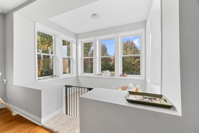 5039 W Cullom Avenue, Chicago, IL 60641