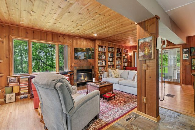 8482 150th Street E, Northfield Twp, MN 55057